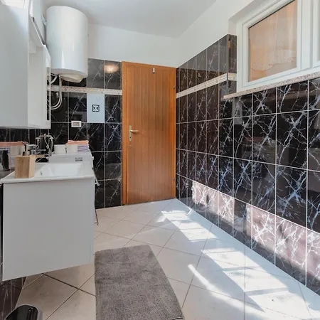 Apartment Zajim 4 Umag